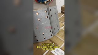 1-47170324-0 รองเท้าเบรกหน้า 1471703240 เหมาะสําหรับ ISUZU CXZ